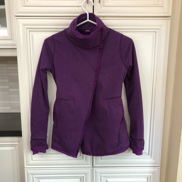 EUC Ivivva by Lululemon girl’s Big Business warm jacket - Picture 3 of 9